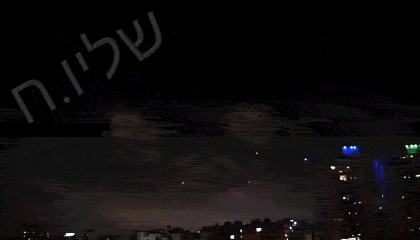 第12波！伊朗猛砸高超弹，400秒击中以色列，撕裂世界第一防空网