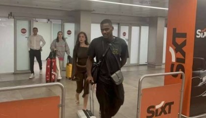 2600万欧新援！帕尔马前锋邦尼抵达米兰机场，今天将接受国米体检