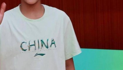 14岁太猛！李安妮深蹲160KG+1.83米，成U16核心