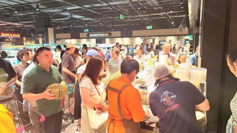 高新区(新市区):新疆首家“胖东来”指导调改店开业当天销售达244万元!同比增长286%