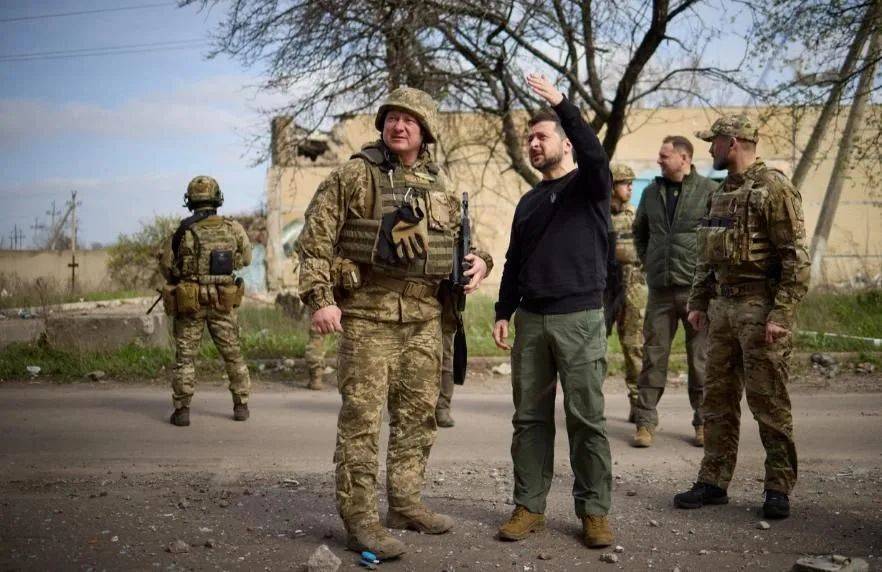 泽连斯基改了打法,“攻击”北约正式成员国,特朗普勃然大怒,俄军紧急出手,对外释放信息量大