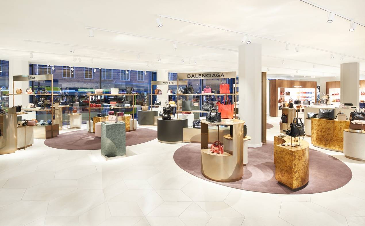 尚泰集团任命第四代Chirathivat家族成员Sean Hill出任荷兰de Bijenkorf百货商店首席执行官,引领零售转型新时代