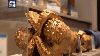 万米以下、200℃以上!中国如何在新疆钻出一个“地下珠峰”