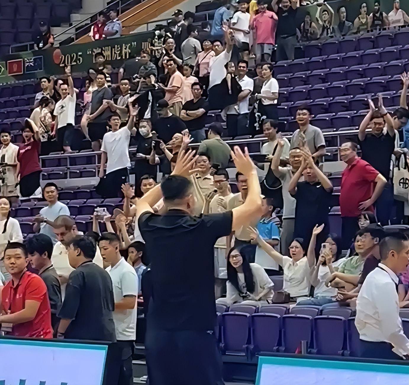 广东2米26中锋给杜锋庆生,U21山东辽宁爆发冲突,福建选秀捡到宝