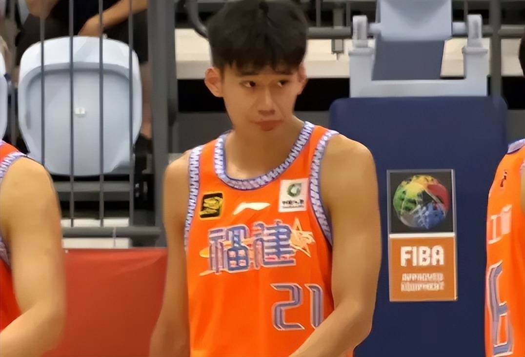 广东2米26中锋给杜锋庆生,U21山东辽宁爆发冲突,福建选秀捡到宝