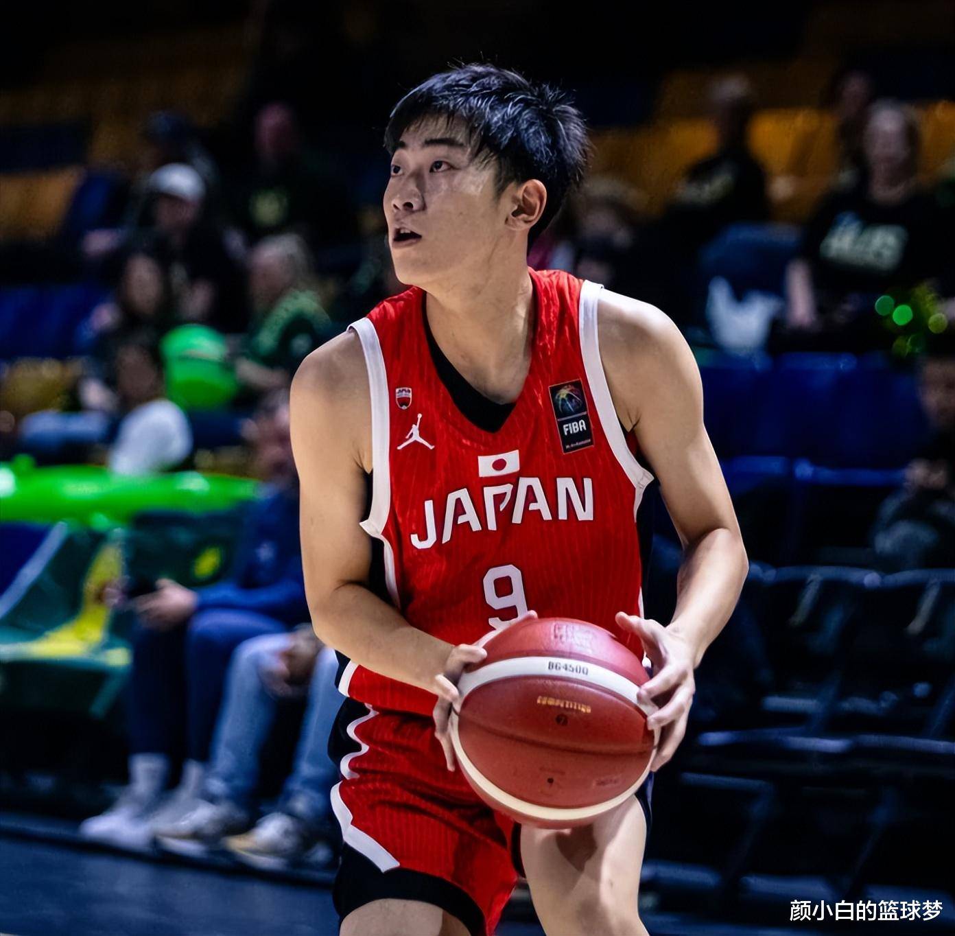 U16男篮亚洲杯:苏拉绝杀新西兰拒日本18分逆转1.63米越圭司243