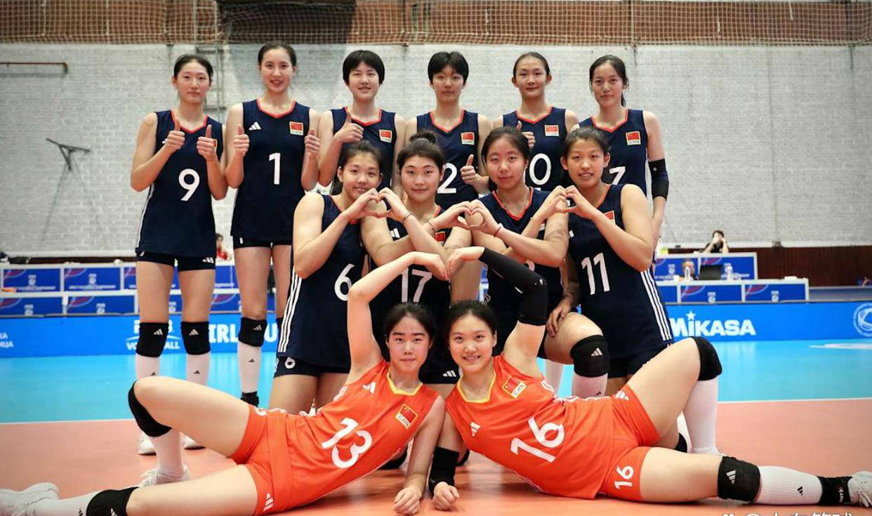 17岁182米重炮手稳定发挥,中国U19女排再次取胜