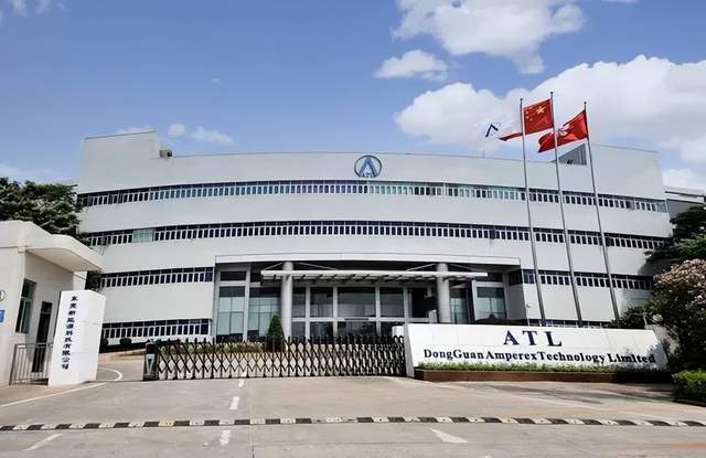 击溃日韩垄断，每天净赚1.7亿元：他靠三次豪赌，卡住全球车企的脖子