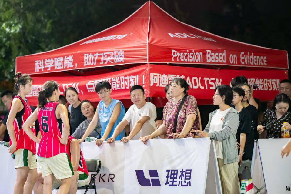 “好运山东”2025SUPER3 3X3 篮球争霸赛火热进行